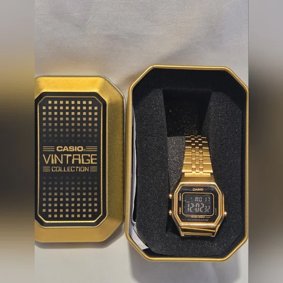 Casio A168 3298 Digital Watch Box With Instruction Manual - Picture 1 of 8